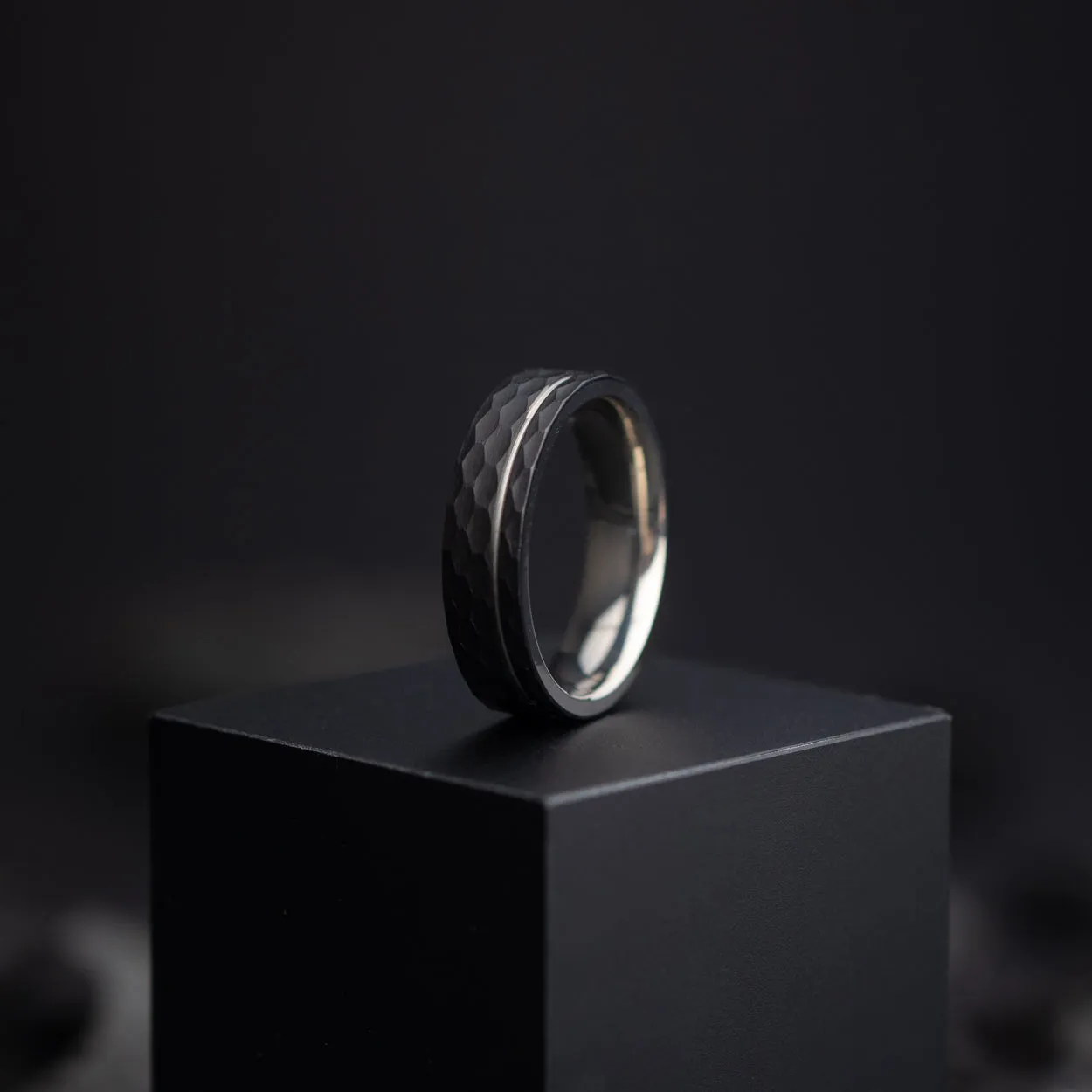 6mm Faceted full Titanium ring