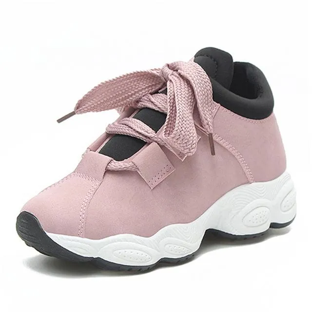 Autumn Winter Comfortable Casual Pig Suede Platform Sneakers for Women