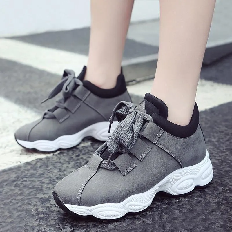 Autumn Winter Comfortable Casual Pig Suede Platform Sneakers for Women