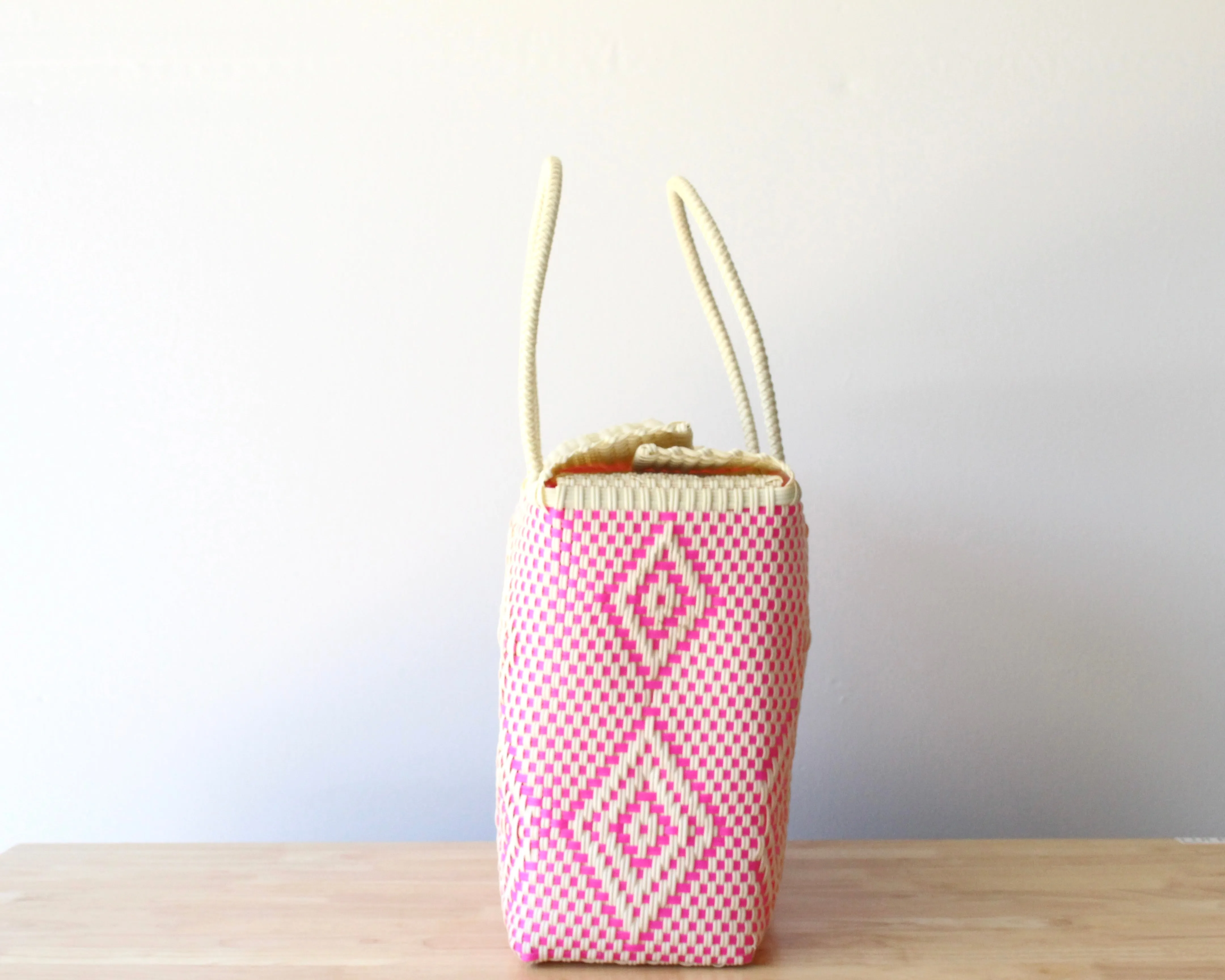 Beige & Pink Artisan Basket by MexiMexi