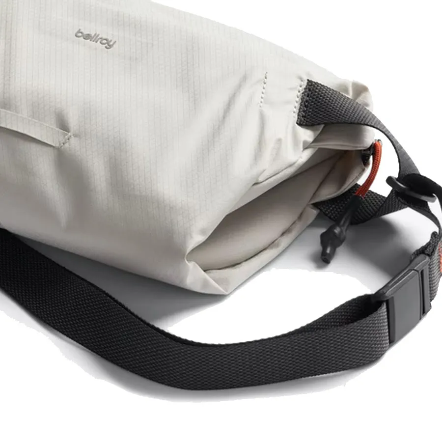 Bellroy Lite Sling Chalk