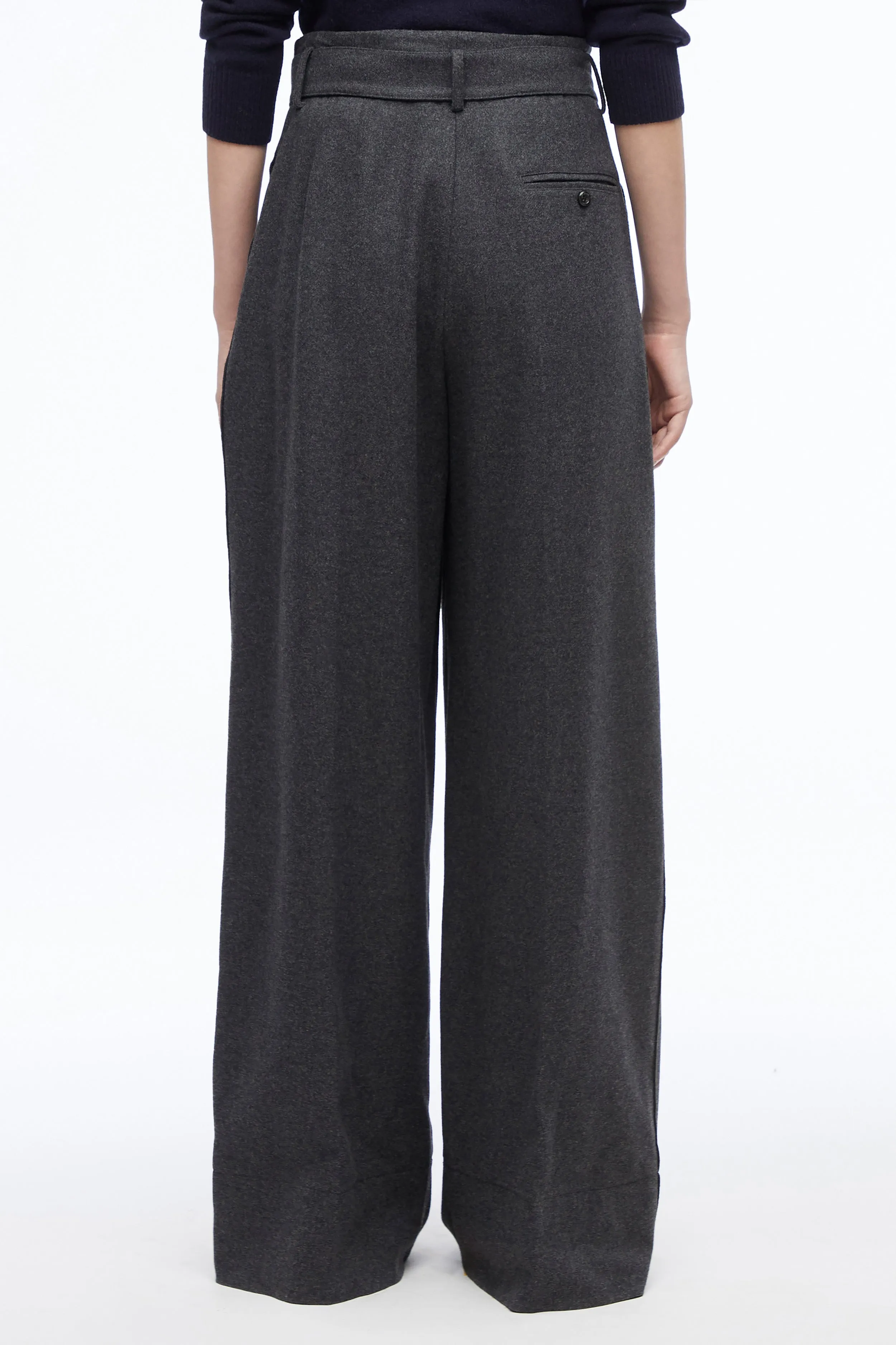 Oversized Pleated Pant