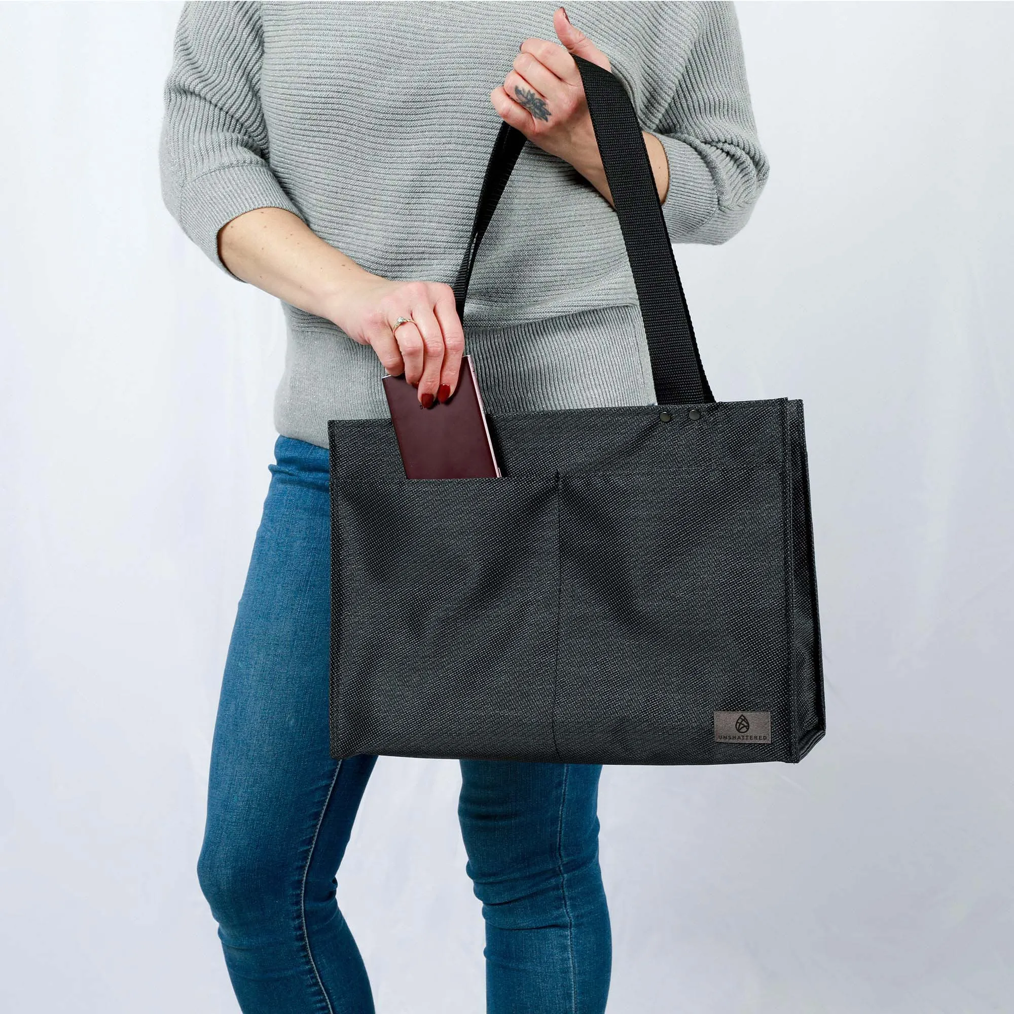 Zip Shopper Tote  (choice of color)